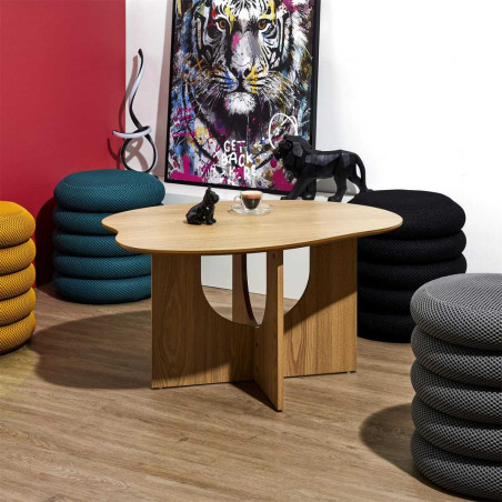 Table basse forme organique et piètement graphique en MDF aspect chêne - KALIOP
