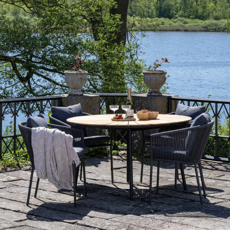Table de jardin ronde 130cm en lames de teck et métal noir - KARIRA
