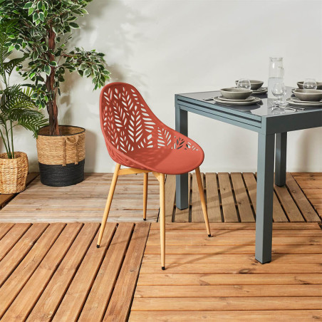 Lot de 4 chaises de jardin coque plastique terracotta pieds métal - SAYRA
